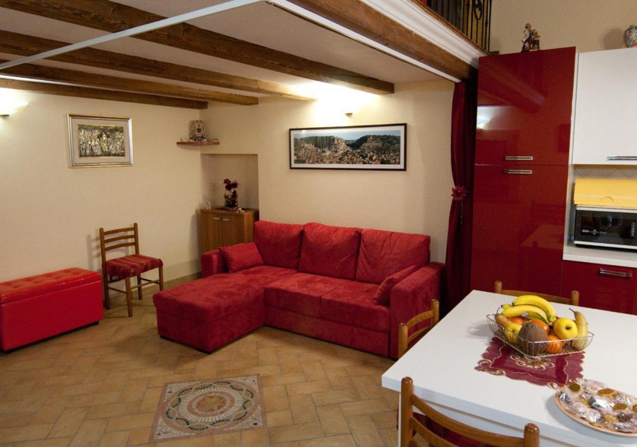 Casa Trezza Apartment Scicli Luaran gambar